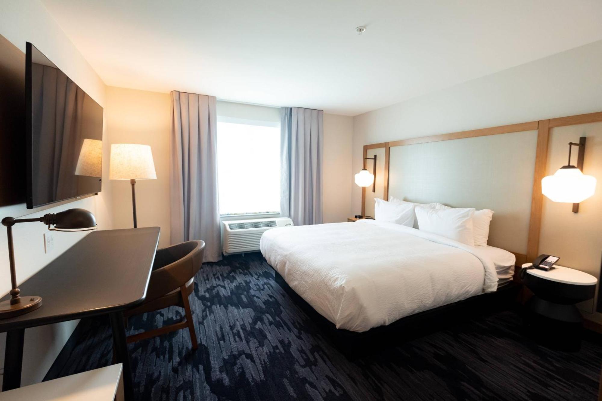 Fairfield By Marriott Inn & Suites Фон Дю Лак Екстериор снимка